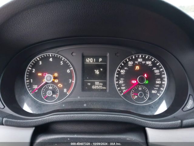 1VWAT7A33FC032281 Volkswagen Passat 1.8t Wolfsburg Edition