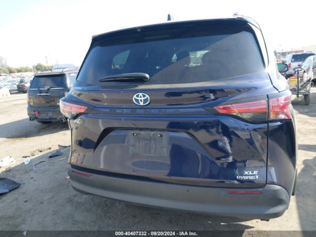 5TDJRKEC6NS097525 Toyota SIENNA XLE