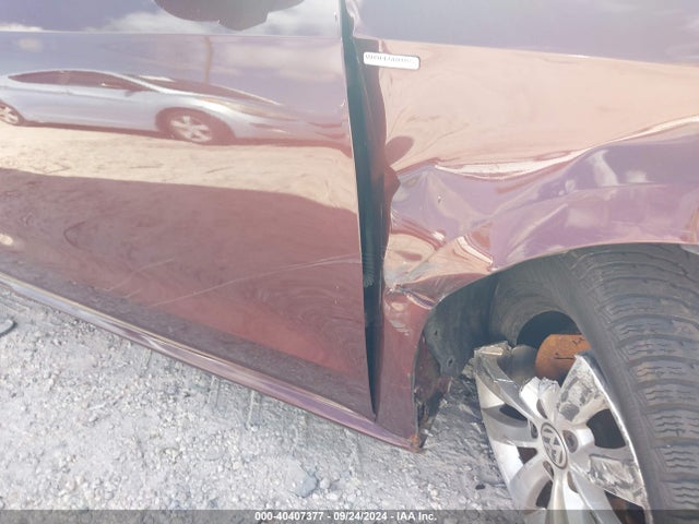 40407377 :رقم المزاد ، 1VWAT7A37EC086679 vin ، 2014 Volkswagen Passat 1.8t Wolfsburg Edition مزاد بيع