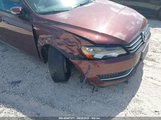 40407377 :رقم المزاد ، 1VWAT7A37EC086679 vin ، 2014 Volkswagen Passat 1.8t Wolfsburg Edition مزاد بيع