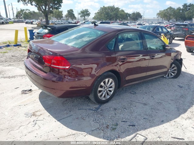 40407377 :رقم المزاد ، 1VWAT7A37EC086679 vin ، 2014 Volkswagen Passat 1.8t Wolfsburg Edition مزاد بيع