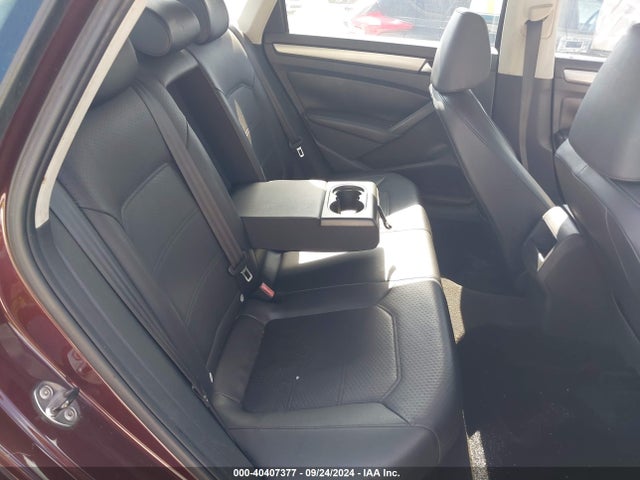 40407377 :رقم المزاد ، 1VWAT7A37EC086679 vin ، 2014 Volkswagen Passat 1.8t Wolfsburg Edition مزاد بيع