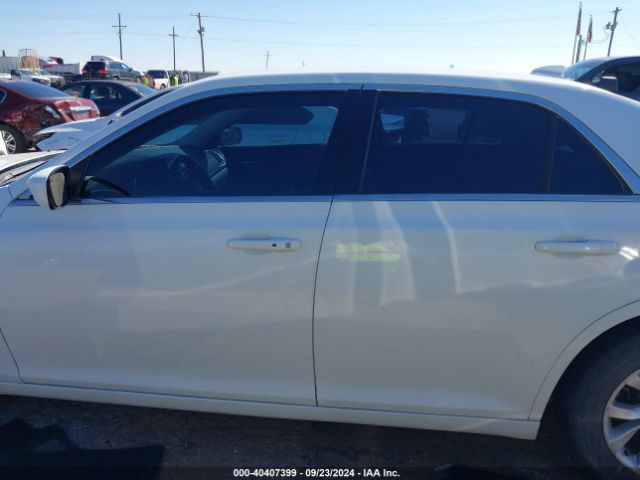 2C3CCAAG6FH828617 Chrysler 300 Limited