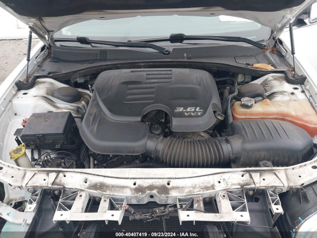 2C3CCAEGXGH207165 Chrysler 300C
