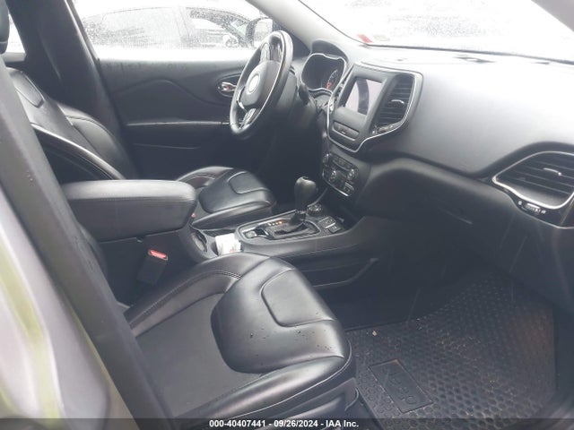 1C4PJMLB6KD378660 Jeep Cherokee Altitude 4x4
