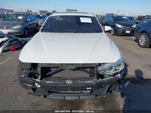 WBA8B9G54JNV00215 BMW 330I