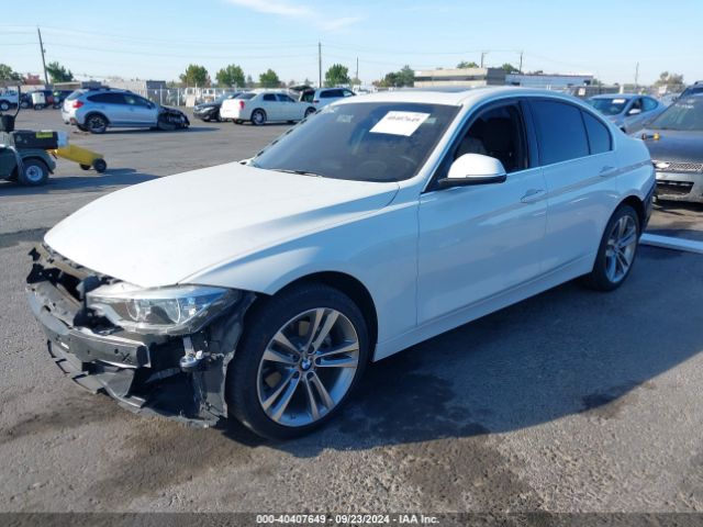WBA8B9G54JNV00215 BMW 330I
