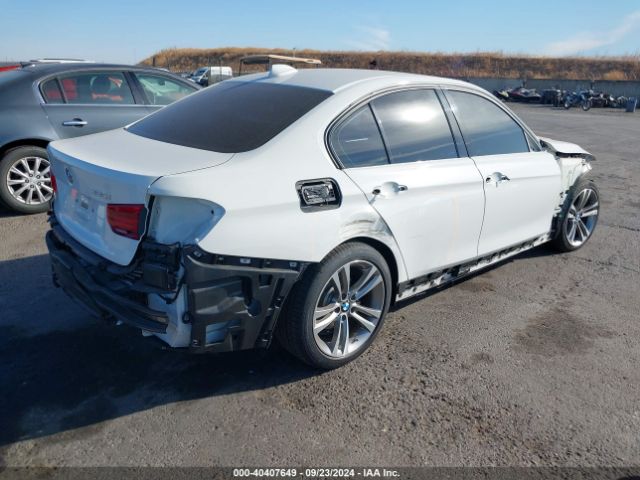 WBA8B9G54JNV00215 BMW 330I