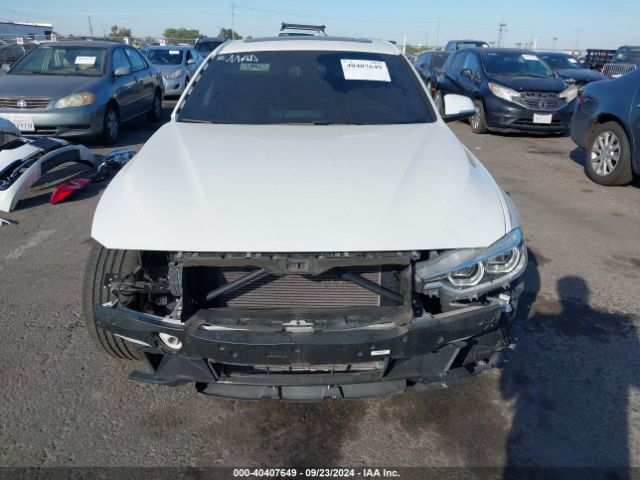 WBA8B9G54JNV00215 BMW 330I