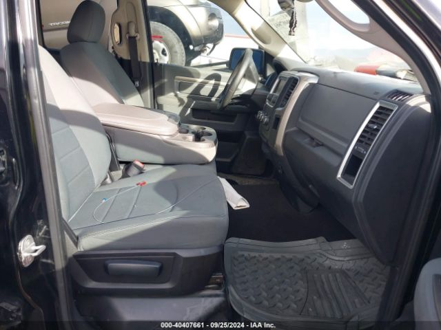1C6RR7GG2ES147982 RAM 1500 Slt