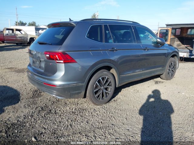 3VV2B7AX3MM092118 Volkswagen Tiguan 2.0t Se/2.0t Se R-line Black/2.0t Sel