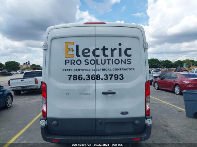1FTYR2CM7GKB14126 Ford Transit-250