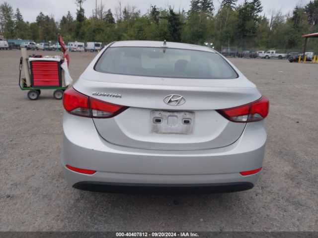 5NPDH4AE9FH643308 Hyundai ELANTRA SE
