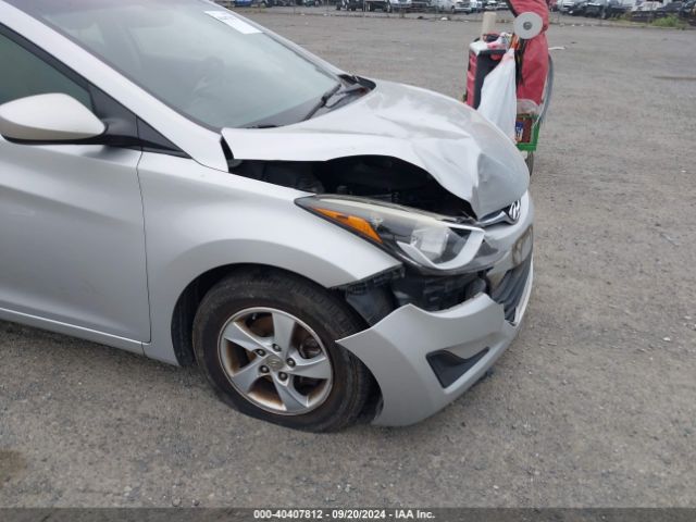 5NPDH4AE9FH643308 Hyundai ELANTRA SE