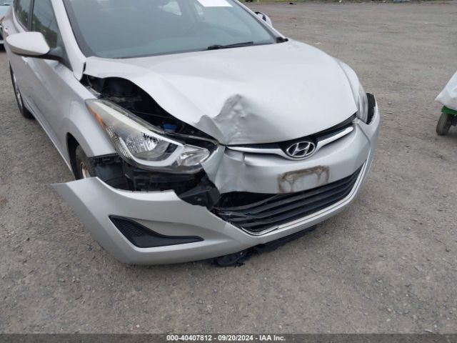 5NPDH4AE9FH643308 Hyundai ELANTRA SE