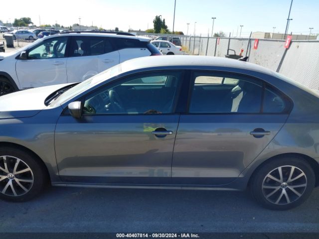 3VWD67AJ3GM370704 Volkswagen Jetta 1.4t Se