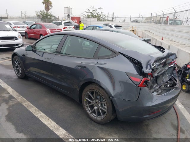 2022 TESLA MODEL 3 5YJ3E1EB3NF162681 Photo 2