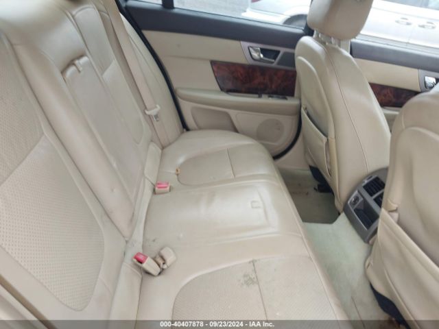 2011 JAGUAR XF SAJWA0GB9BLR87845 Photo 7