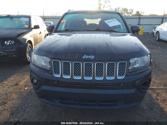 1C4NJCEB7ED662379 Jeep Compass Latitude
