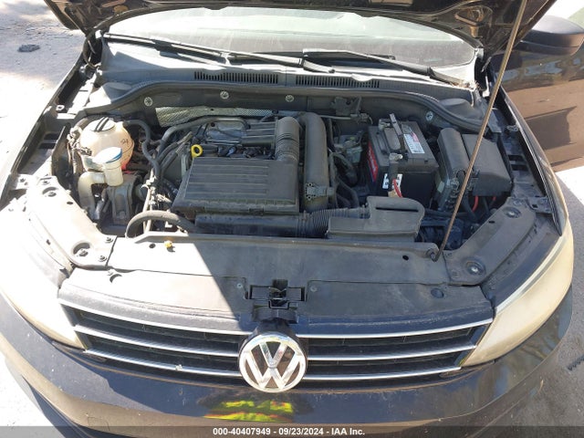 3VW267AJ4GM295616 Volkswagen Jetta 1.4t S