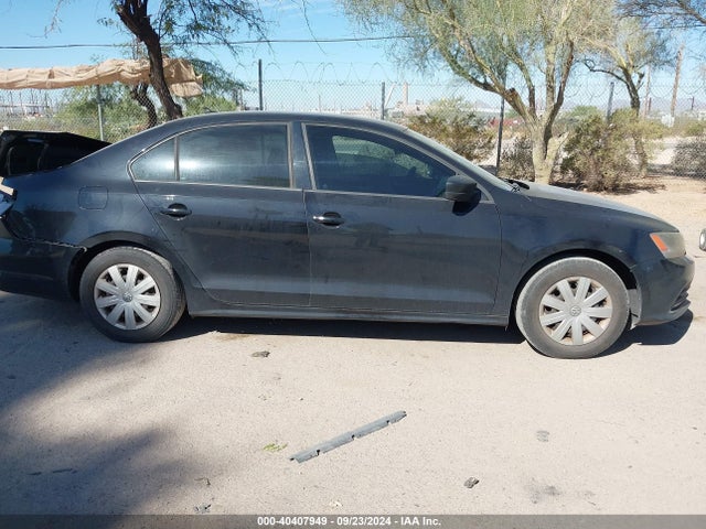 3VW267AJ4GM295616 Volkswagen Jetta 1.4t S