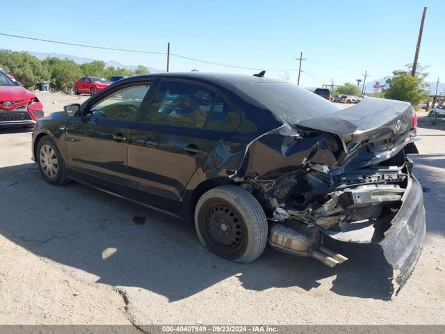 3VW267AJ4GM295616 Volkswagen Jetta 1.4t S