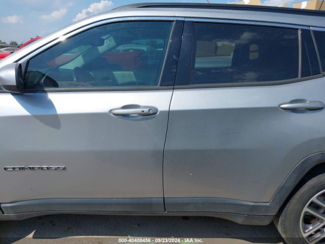 3C4NJCBB7KT730609 Jeep Compass Sun And Wheel Fwd