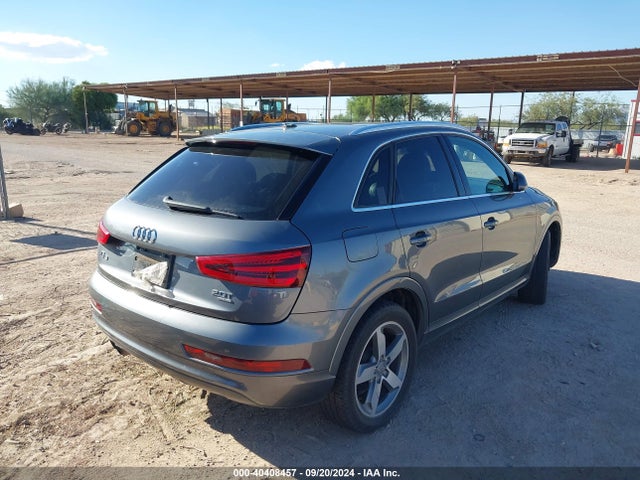 WA1EFCFS7FR008156 Audi Q3 2.0t Premium Plus