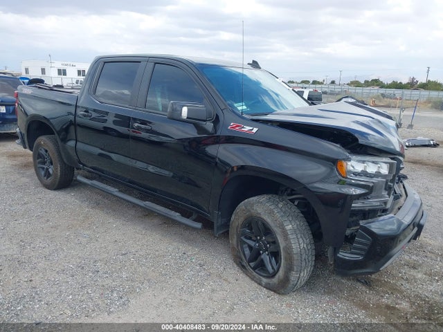 2019 3GCPYFED1KG233521 main image