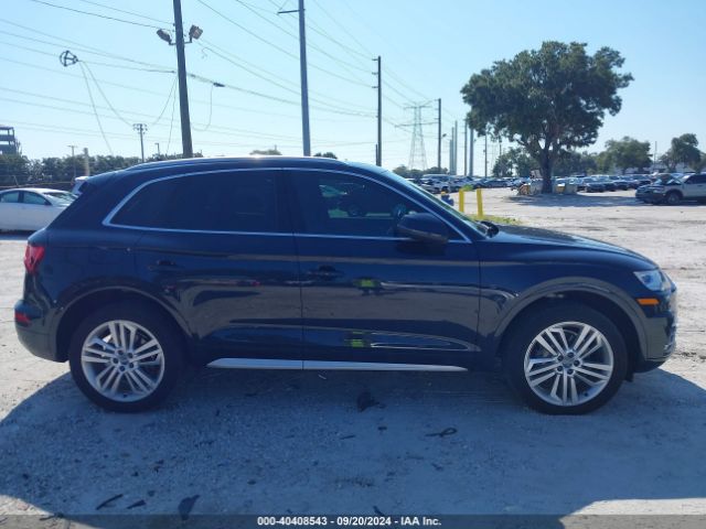 WA1BNAFY1J2081409 Audi Q5 2.0t Premium/2.0t Tech Premium