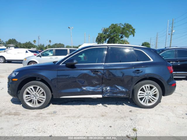 WA1BNAFY1J2081409 Audi Q5 2.0t Premium/2.0t Tech Premium