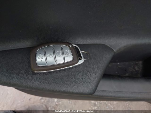KM8J3CA25JU669416 Hyundai Tucson Value