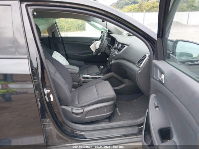 KM8J3CA25JU669416 Hyundai Tucson Value