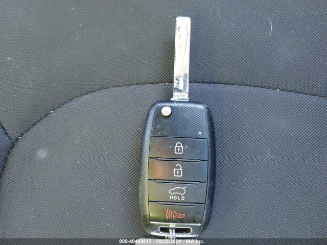 KIA Soul 2017 KNDJN2A23H7458006 Image 11