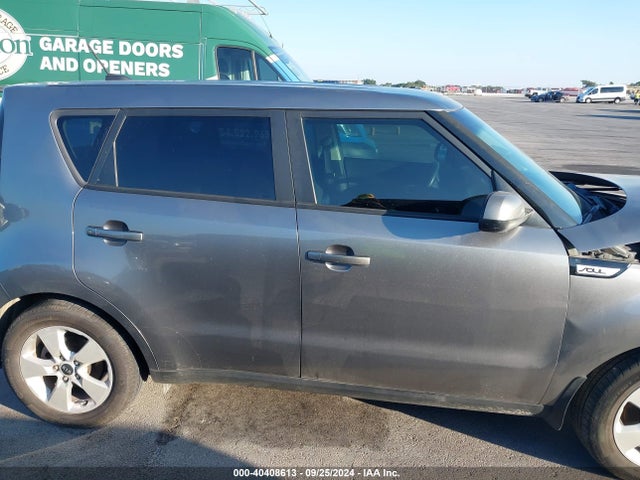 KIA Soul 2017 KNDJN2A23H7458006 Image 13