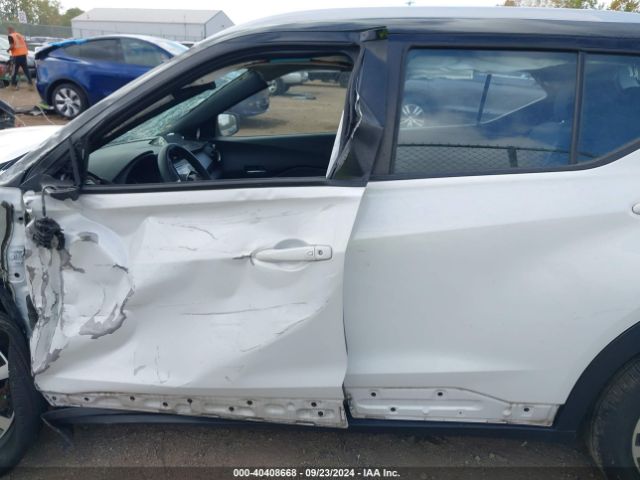 3N1CP5CU5KL485183 Nissan KICKS SV