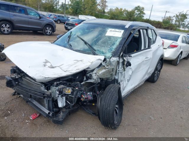 3N1CP5CU5KL485183 Nissan KICKS SV