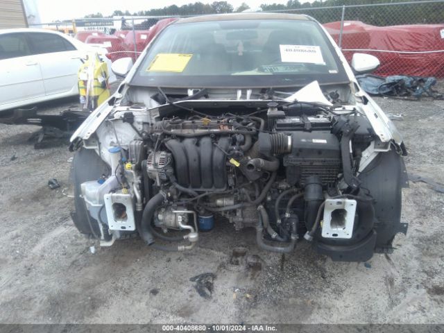5NPD84LF0HH041101 Hyundai ELANTRA SE
