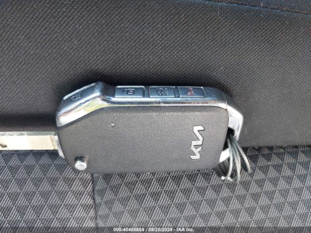 KNDJ23AU1N7161361 KIA SOUL LX