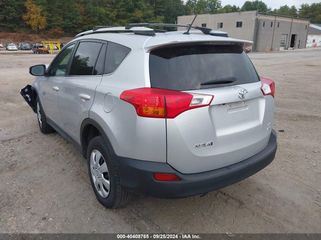 Toyota RAV4 LE 2015 2T3BFREV2FW240235 Image 3