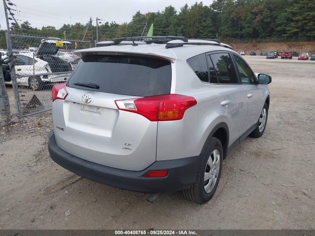 Toyota RAV4 LE 2015 2T3BFREV2FW240235 Image 4