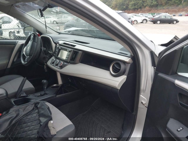 Toyota RAV4 LE 2015 2T3BFREV2FW240235 Image 5
