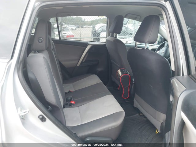 Toyota RAV4 LE 2015 2T3BFREV2FW240235 Image 8
