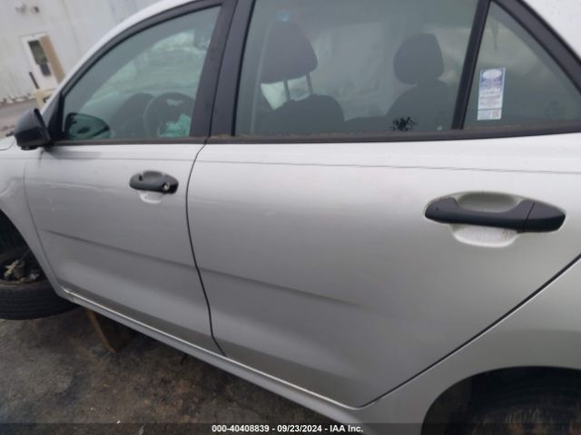 3KPA25AB1JE095933 KIA RIO LX
