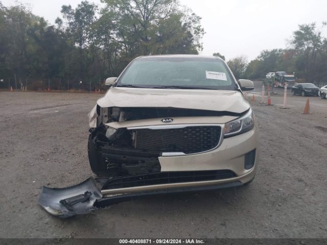 KNDMB5C16G6195168 KIA SEDONA LX