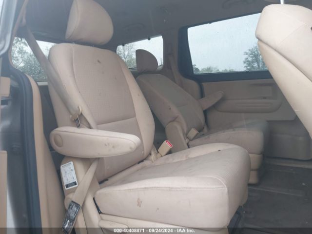 KNDMB5C16G6195168 KIA SEDONA LX
