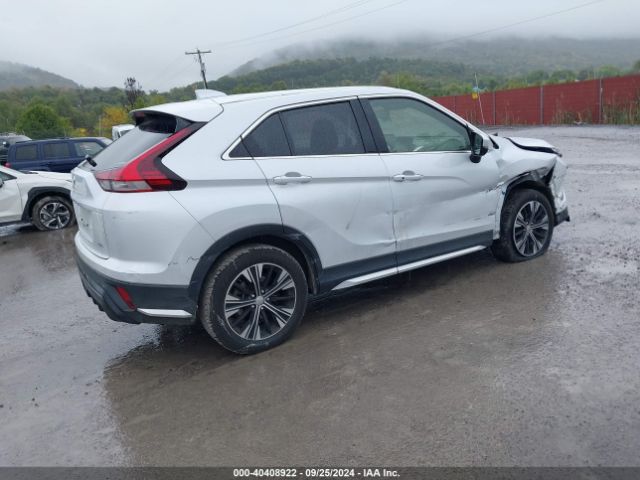 2022 MITSUBISHI ECLIPSE CROSS JA4ATWAA3NZ055075 Photo 3