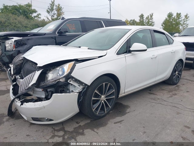 1G4PR5SK4H4110579 Buick Verano Sport Touring