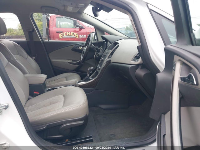 1G4PR5SK4H4110579 Buick Verano Sport Touring