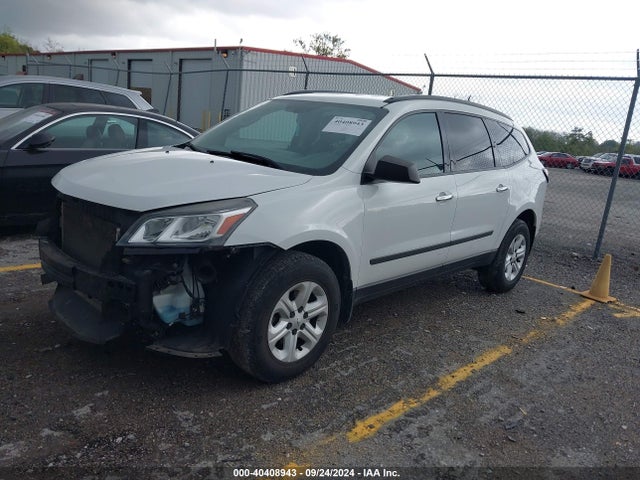 Chevrolet Traverse Ls 2017 1GNKRFKD4HJ144228 Image 2